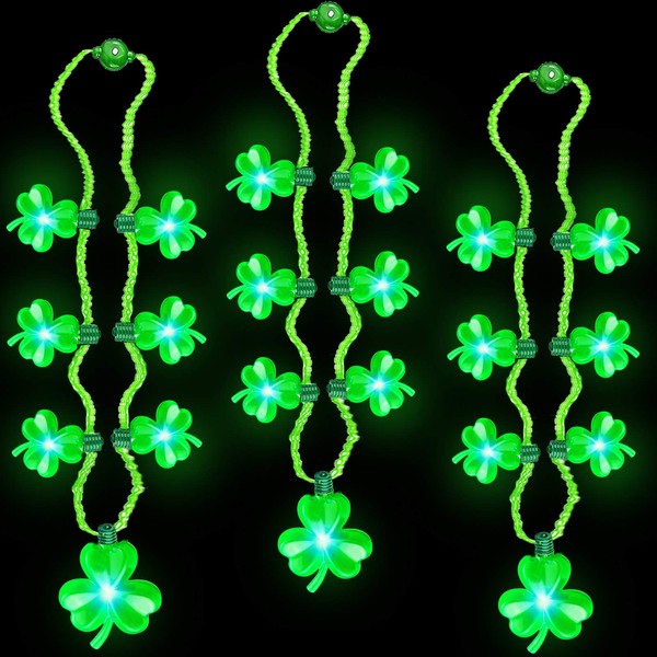 iGeeKid 5 Pack St. Patrick's Light Up Necklace Each 7 Shamrocks Bulb Light LED Green Shamrocks Necklaces St. Patrick's Day Party Favors Accessories