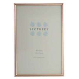 Sixtrees 2-405-46 Winchester Copper 6x4 inch Photo Frame. Complete with microfibre polishing cloth.