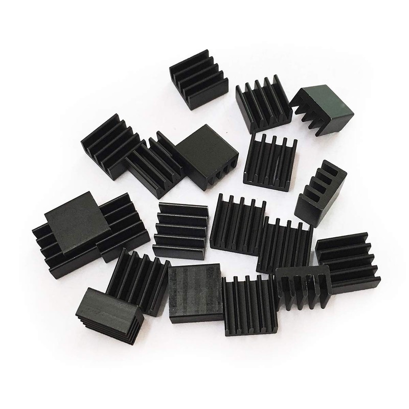 20個のミニヒートシンク8.8x8.8x5 mmアルミニウムブラック