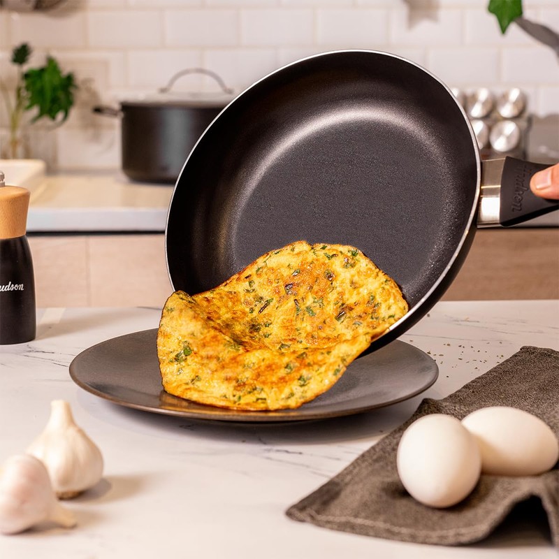 Hudson Frying Pan 11 in Aluminium Black Non-Stick Layer
