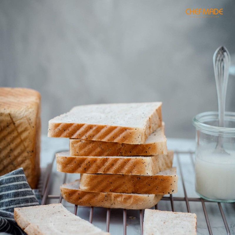 CHEFMADE Mini Pullman Loaf Pan with Lip, 0.55Lb Dough Capacity