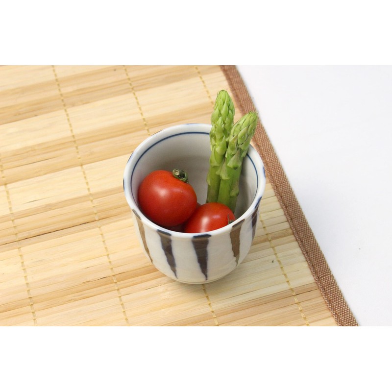 キャッスルエンタープライズ 料理のプロが選んだシリーズ 藍十草 反 【湯呑】 3個セット サイズ:直径8ｃｍ×厚み7.9ｃｍ