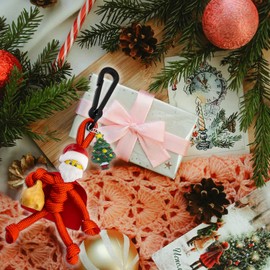 OEHEDOU Christmas Keychain Christmas Tree Decorations Christmas Decorations For Tree Christmas Tree Ornaments Santa Claus Decoration Santa Ornaments For Christmas Tree Secret Santa Gifts