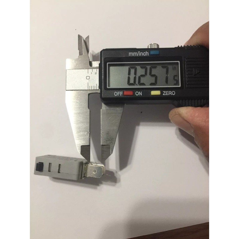 Dongnan 1PC Dongnan KW3A Micro Switch N.C. Plus N.O. Appliance