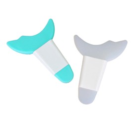 LKCCTK Eye Makeup Aid Mascara Guard Auxiliary Pads Set of 2 Anti-slip Handle Crescent Moon Design with Eyelash Block Card to Prevent Failure of Eyelashes Multi-functional Eye Makeup Assist