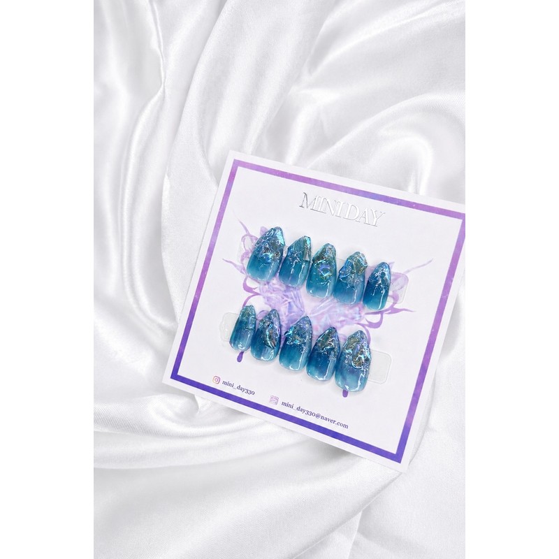 Deep Ocean Crystal Handmade Nail Tips - Short Almond /