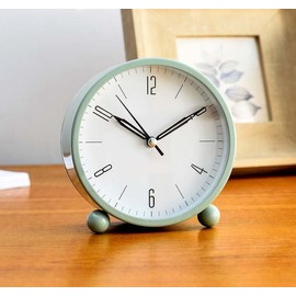 NiftyPlaza Analog Alarm Clock 4 Inch Round Non Ticking Battery Operated Silent Snooze Light Function, Stylish, Desk, Bedroom, Tabletop (Green)