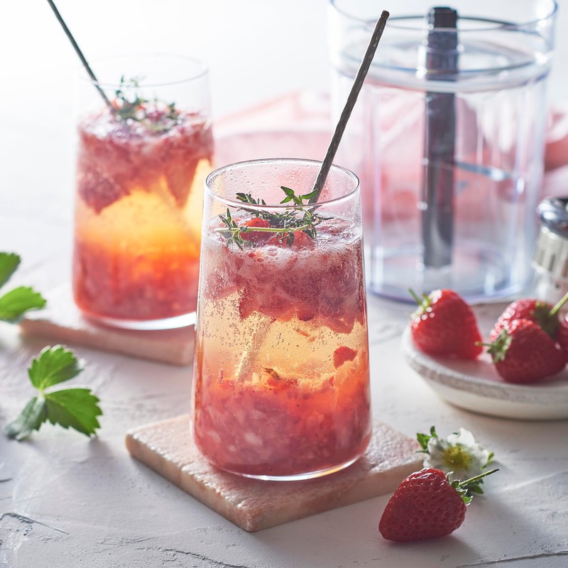 【Toffy/トフィー】 ハンディチョッパースリム 手動 カッター ブレンダー 電源不要 コンパクト みじん切り 泡立て 離乳食