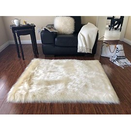 LAMBZY Faux Sheepskin Super Soft Hypoallergenic Square Area Rug Plush Fur Premium Shag (48", 120x120 cm , Cream)