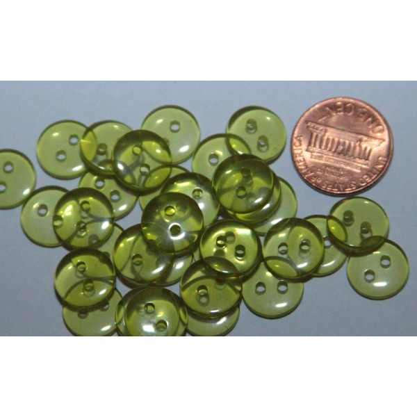 Unbranded 24 New Small Translucent Green Plastic Buttons 7/16" 12mm