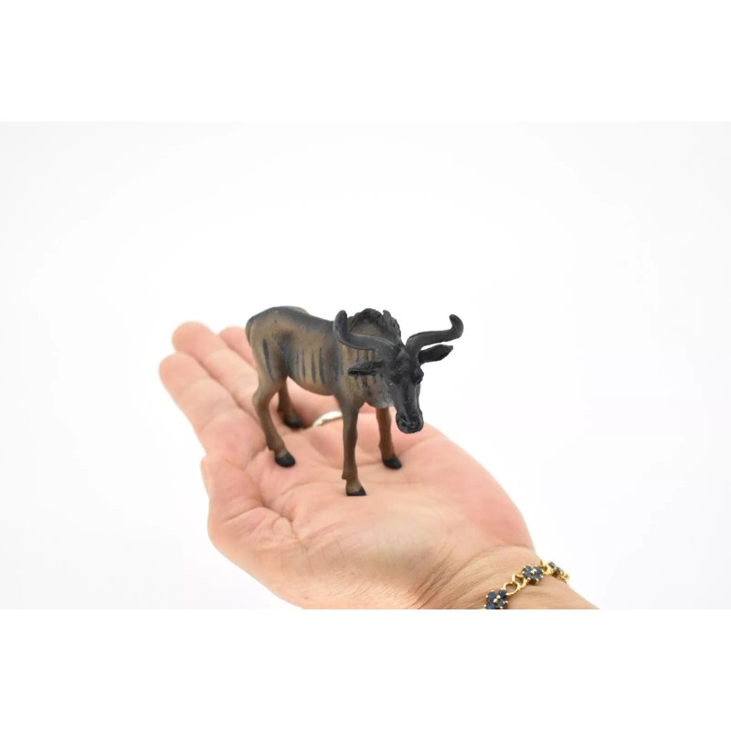 Deshen Du Wildebeest, Antelope, Gnu, Realistic Rubber Figure, Educational, Model,