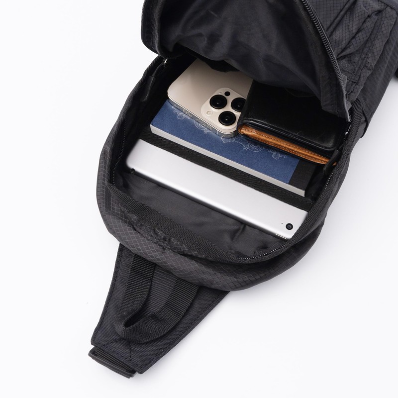 Logo Spark Body Bag, Reflector, One Shoulder Bag, Black, Free