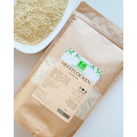 Inactive Yeast Flakes from the Green Essence - Nut Cheese Flavour - Vegan - for Cooking, Baking - Alternative for Cheese - Yeast Flakes Premium Quality (500 g)