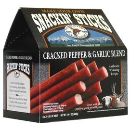 Hi Mountain ǀ Snack Stick Seasoning Kit ǀ CRACKED PEPPER & GARLIC BLEND ǀ Includes Seasoning, Cure, Casings, & Directions ǀ Seasons up to 20 lbs of Meat ǀ Beef, Pork, Venison, Deer, & Wild Game