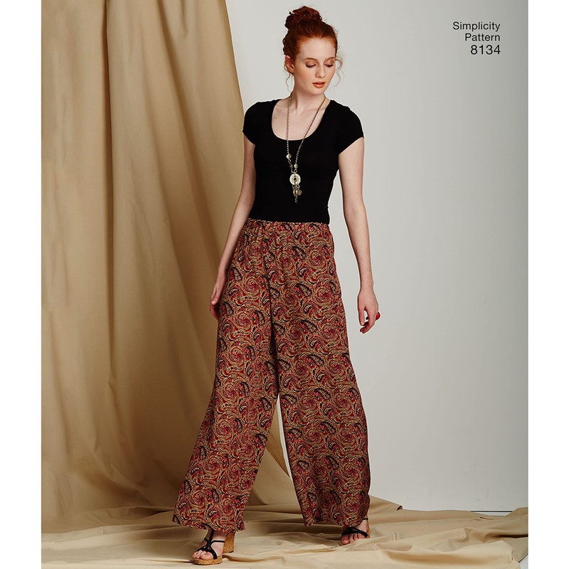 Simplicity 8134 Misses' Easy-to-Sew Pants and Shorts Sewing Pattern, Size