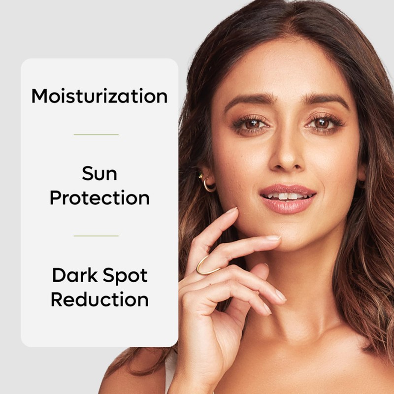 mCaffeine Green Tea Day Cream SPF 30 - Oil-Free Face