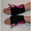 Dragonhide Knitted Scalemail Gauntlets - Pink Fire