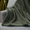 Nestl Green Throw Blanket for Couch - Cozy Warm Fuzzy
