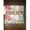 Mia Del Mar Eyeshadow Palette 12 rich hues in wearable