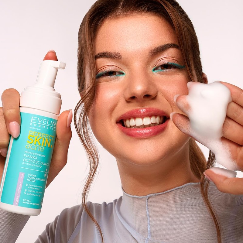 Eveline Cosmetics Facial Cleansing Foam with Micro Scrub