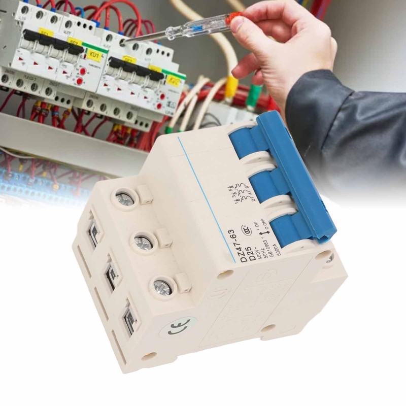 Miniature Circuit Breaker Flame Retardant Housing 3P Automatic Circuit Breaker
