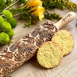 RAINFOREST embossing rolling pin with Tropical Pattern. Dough roller for embossed cookies and Pottery by Algis Crafts