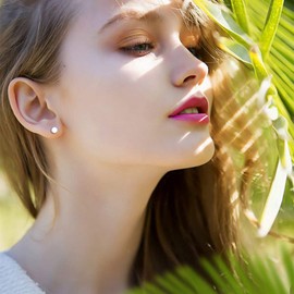 ChicSilver 925 Sterling Silver Dot Stud Earrings for Women, Hypoallergenic Small Round Circle Geometric Earring Studs for Sensitive Ears Valentines Day Gifts