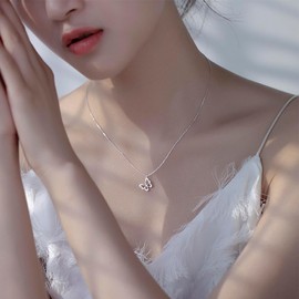 Necklace Jewellery Chains Women Men Necklace 925 Sterling Silver Hollow Butterfly Necklace for Women Light Luxury Zircon Clavicle Chain Jewellery Gifts