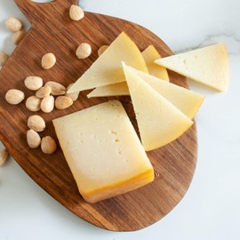 Spanish Cheese Assortment - Black Edition – Truffle Cheese, Black Garlic Cheese, Mahon, Idiazabal + Free 2 oz Iberico Ham by Fermin – 2 Lbs Total – Carmen & Lola Eat España!