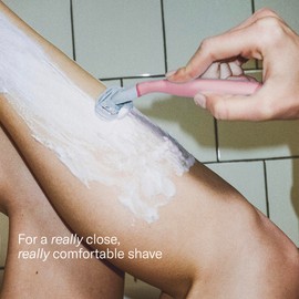 Flamingo Shaving Razor Set for Women - Razor Handle, 2 Razor Blade Refills, Foaming Shave Gel, and Shower Holder - Rose