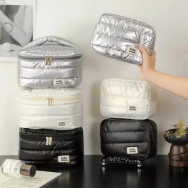대용량 여행용 메이크업 가방 패션 휴대용 다기능 방수 세면도구 보관 정리 [White-S] Large Capacity Travel Makeup Bag Fashion Portable Multifunctional Waterproof Toiletries Storage Organizer [White-S]
