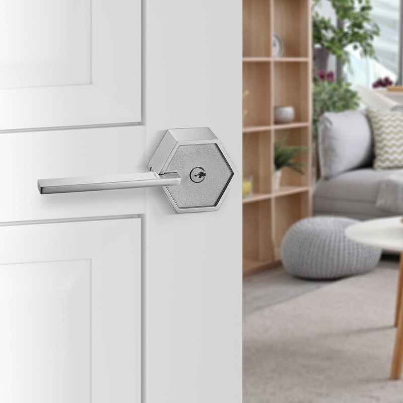 Berlin Modisch Zero Gravity Metro Series Privacy Lever Door Handle