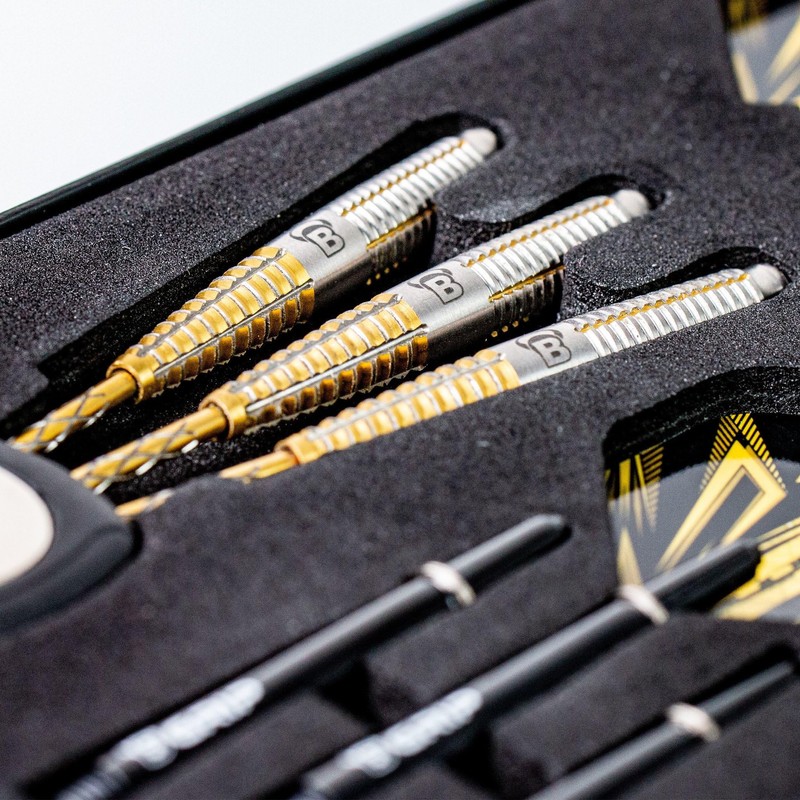 Bull's Stinger Steel Dart, 90% Tungsten