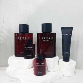 NEW Odyssey Romantic Special 2-piece set + travel kit / NEW 오딧세이 로맨틱 스페셜 2종 세트+트래블키트