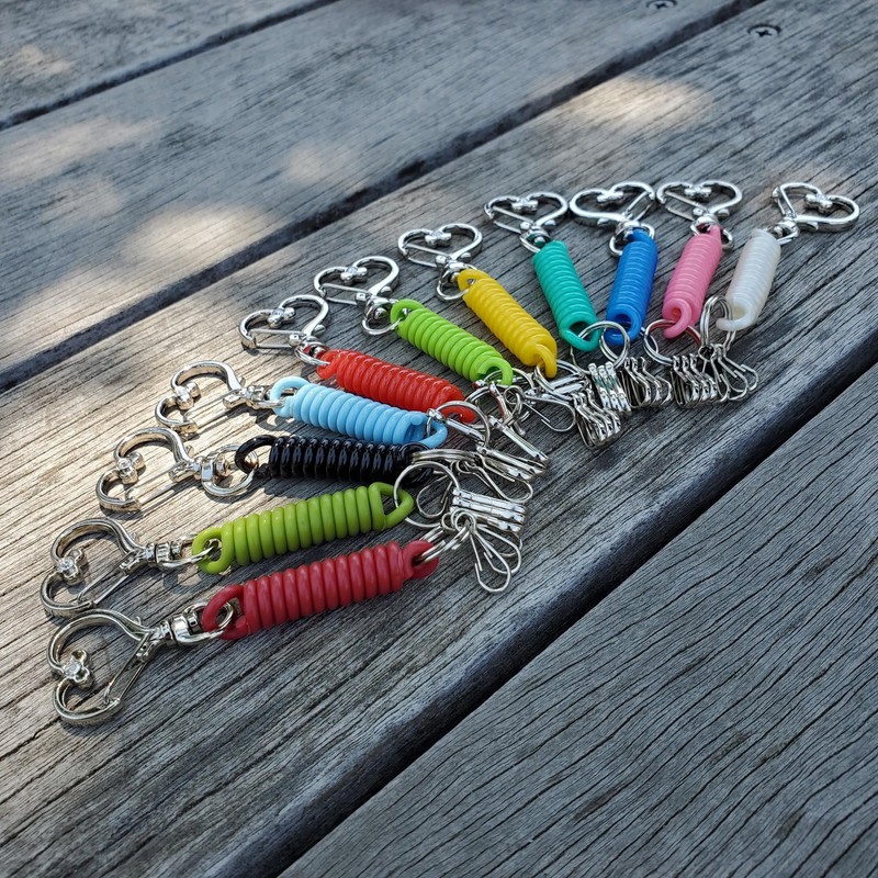 BeyonMind Pressing Goods with Heart-shaped Nascan Coil Strap for Figures,