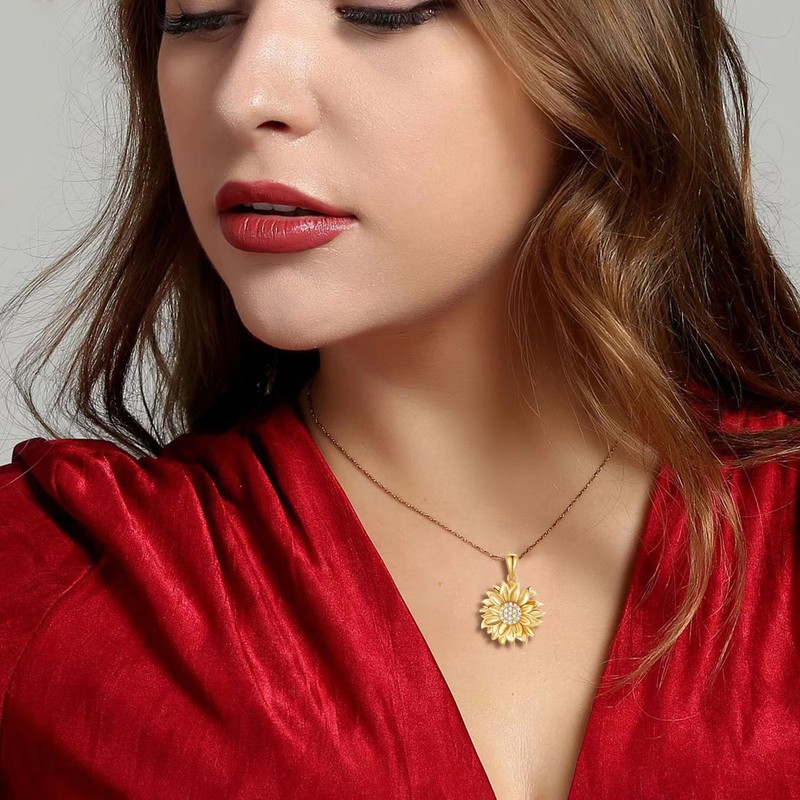 Pendant Necklace 925 Silver Sunflower Shape Gold Exquisite Shiny Elegant