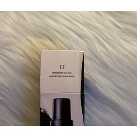 Smashbox Studio Skin 24 Hour Hydrating Foundation ~ 0.2 Very Fair/Warm Peach NIB