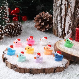 JOISHOP 50pcs Mini Ducks, 10 Colors Resin Mini Christmas Ducks Little Small Tiny Plastic Ducks with Christmas Hat for Christmas Party Bag Fillers Indoor Decoration