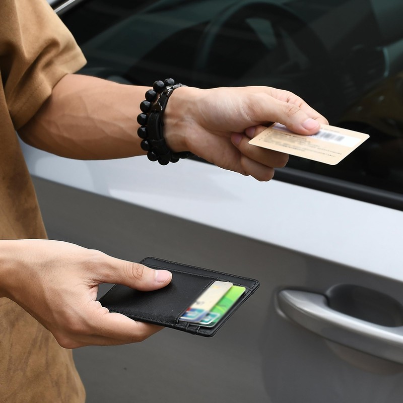AuMoHall RFID Blocking Slim Wallet for Men & Women, Ultra-Thin