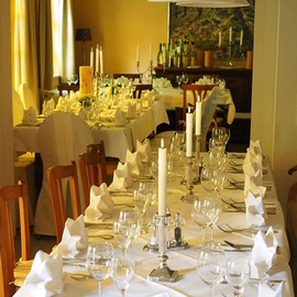 GenSwin Taper Flameless Candles Flickering with 2 Remote Controls and Timer, Battery Operated Led Warm 3D Wick Light Window Candles Real Wax Pack of 8, Christmas Home Decor(White, 0.78 X 9.64 Inch)