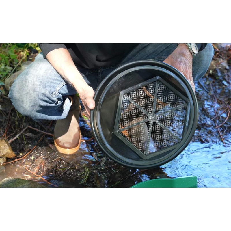 Gold Classifier for Five Gallon Bucket and Bonus Gold pan;