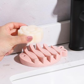 HINUGO Soap Dish,Soap Holder Shower with Self Draining,Resin Soap Dish for Bathroom Sink, Bar Soap Tray with Fish Shaped for Kitchen -Easy to Clean and Keep Soap Dry-Pink