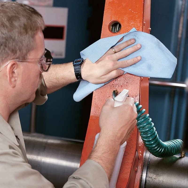 PIG Heavy Duty Shop Towels for Oil and Grime -