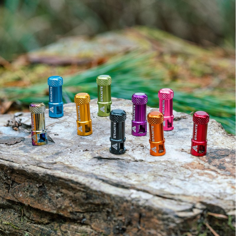 Granite グラナイト Juicy Nipple Valve Cap - with Valve Core