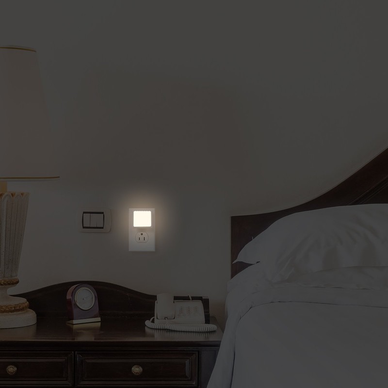 LOHAS LED Night Light Plug in, Dusk to Dawn Sensor