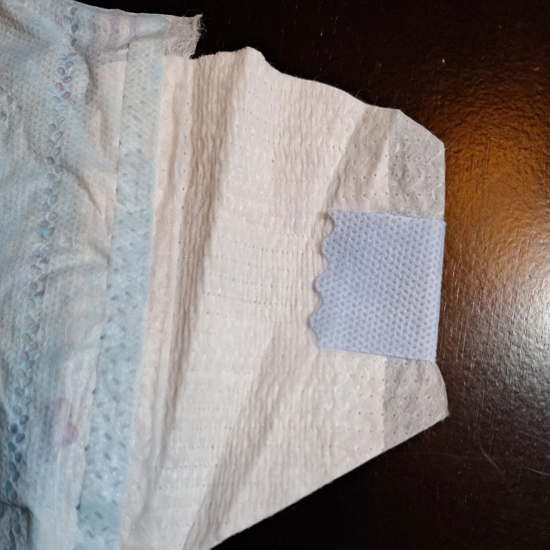 Luvs NEW! Luvs SIZE 8 Diapers Sample of 5 In