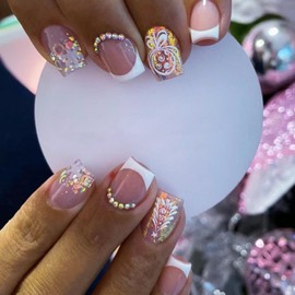 24Pcs Christmas Press on Nails Short Square - White French Fake Nails Nude Pink False Nails Press Ons Glitter Nail Art Tips With Snowflake Candy 3D Rhinestones Design Acrylic Nail Kit for Women