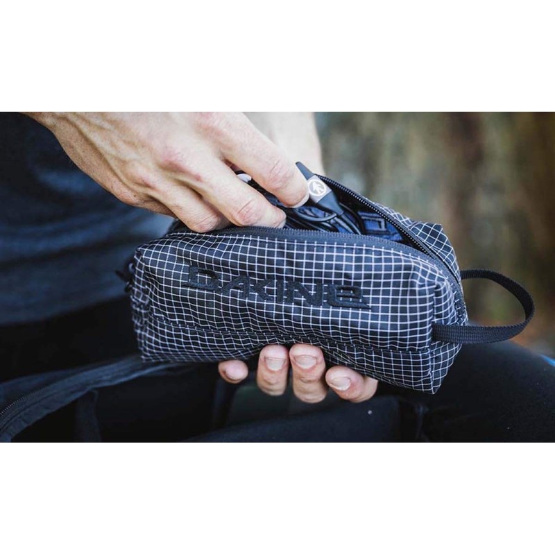 DAKINE Accessory Case Electric Tropical Pencil Case