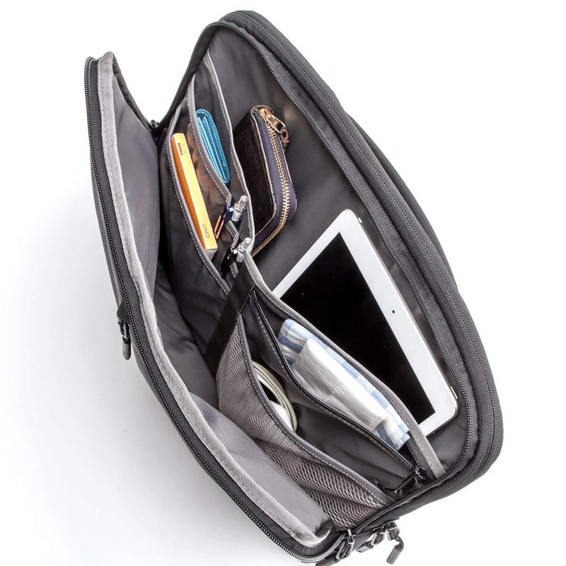 Air Travel Collection Tech Folio 16 PC Case 21025 Black