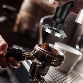 Harewtwy Calibrated Espresso Tamper Coffee Tamper with Spring Loaded Tamper Tool Powder Press with Flat Stainless Steel Base-53mm